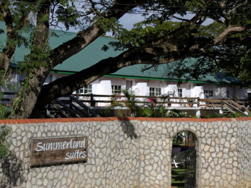 Summerland Suites Bon Accord Village Dış mekan fotoğraf